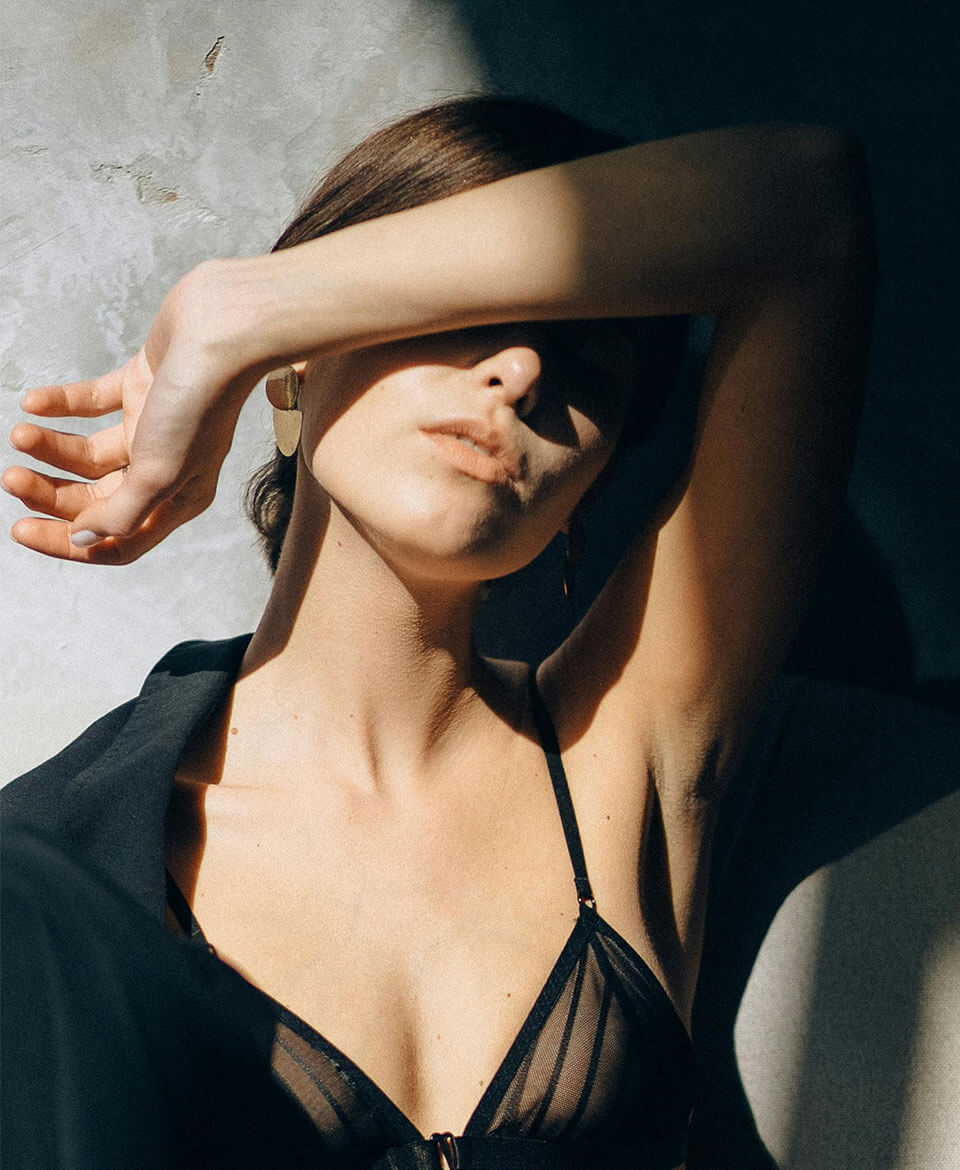 Wooden Office Table - Image 2