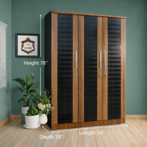 452 3door wardrobe